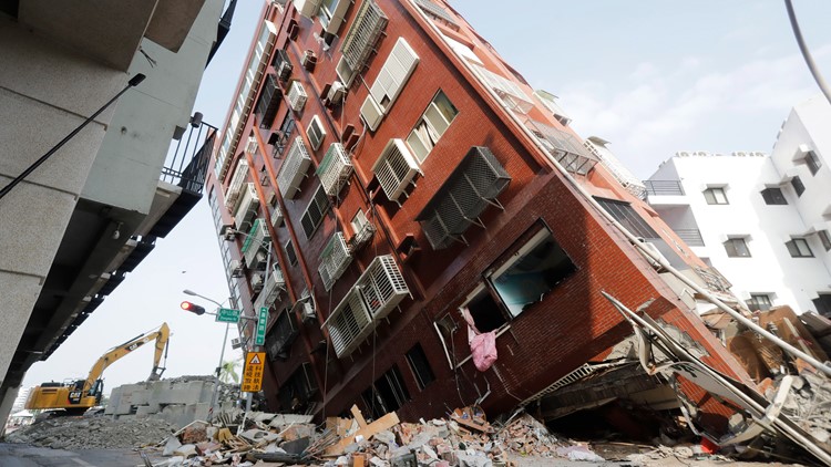 Over 900 Injured in Taiwanese Earthquake as Rescue Efforts Continue